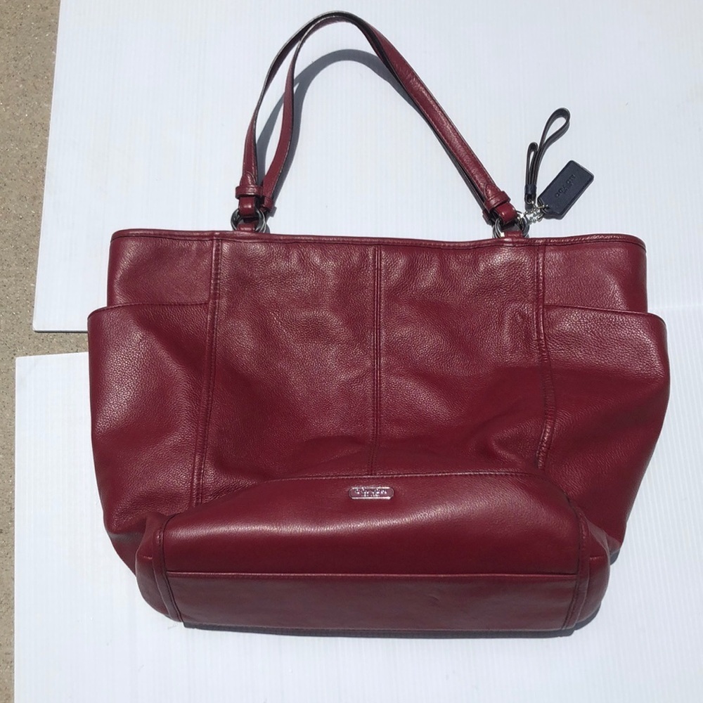 Coach burgandy purse